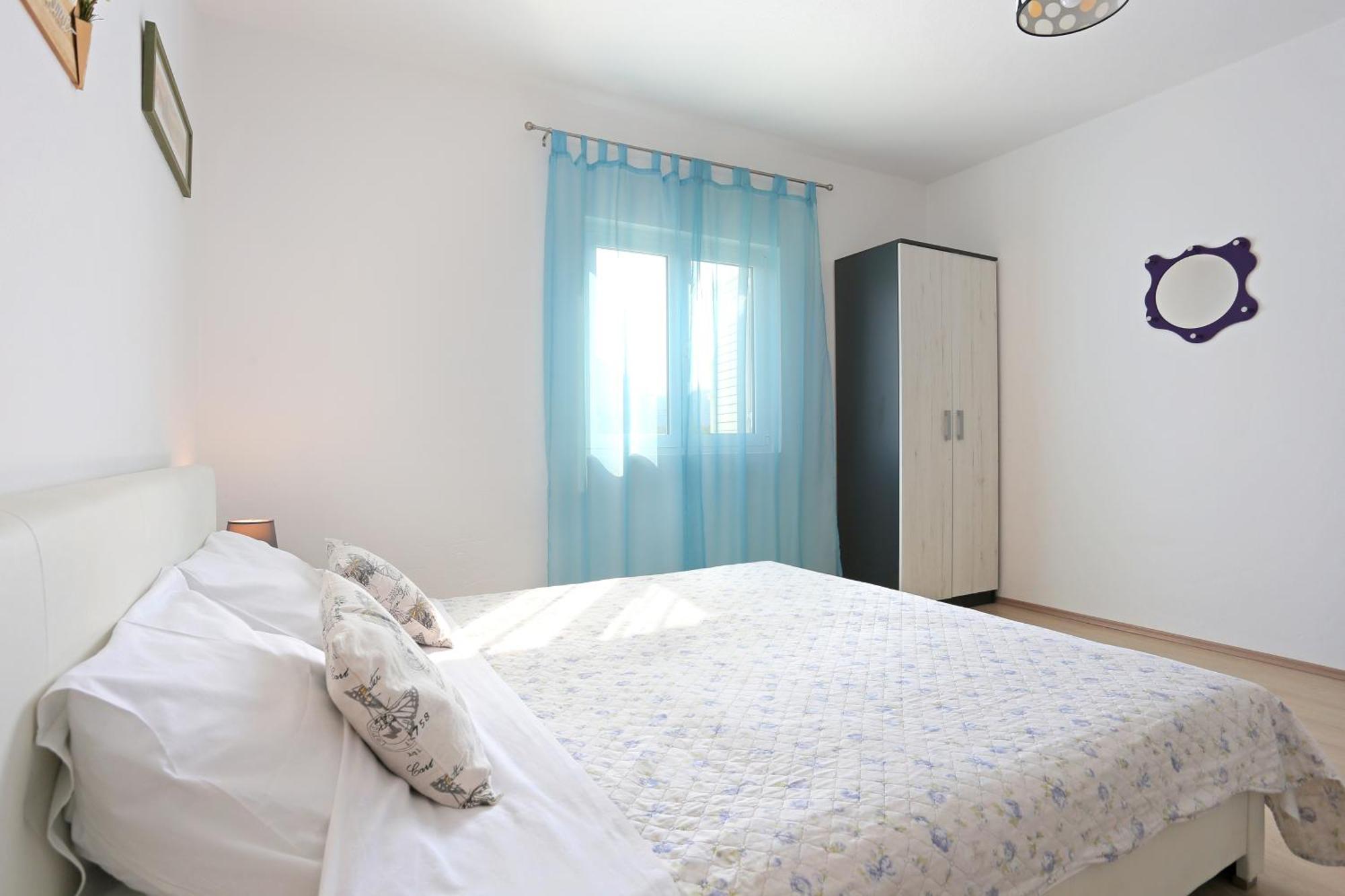 Seaside Holiday House Poljica, Trogir - 5161 Марина Номер фото